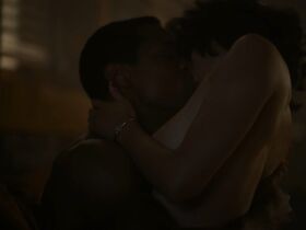 Джерни Смоллетт голая – Страна Лавкрафта s01e05 (2020) #14