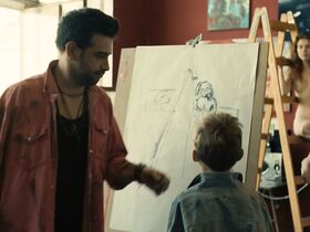 Петра Гржебичкова голая, Джули Шпачкова голая – Слишком личное (2020) #14