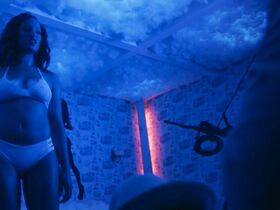 Эларика Джонсон голая – Долина соблазна s01e08 (2020) #3