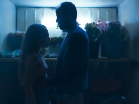 Шира Хаас голая – Разбитые зеркала (2018) #8