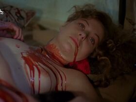 Дженили Харрисон голая, Дженнифер Штейн голая – Проклятие 3: Кровавое жертвоприношение (1991) #9