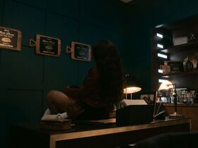 Ханнаха Холл секси, Кэнди Баррус секси – Чи s03e04-05 (2020) #8