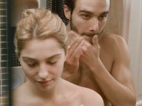 Мари Коломб голая – Un, deux, trois (2017) #8