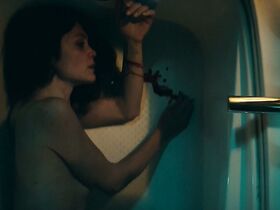 Франческа Каваллин голая – Секта (2019) #2