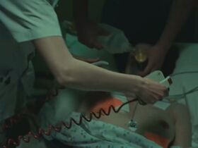 Анна Дрейвер голая – Скрытое s02e01 (2020) #2