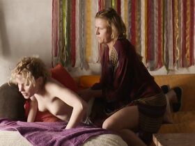 Франциска Вайс голая, Юлия Франц Рихтер голая – The Diver Inside (2019)