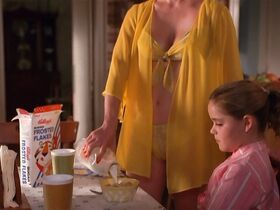 Дженьюэри Джонс секси, Мелинда Макгроу секси, Рима Язбек секси – Безумцы s02e06 (2008) #2