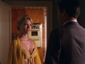 Дженьюэри Джонс секси, Мелинда Макгроу секси, Рима Язбек секси – Безумцы s02e06 (2008) #5