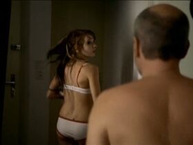 Татьяна Паугофова голая, Диана Морова секси, Кристина Турьянова голая – Период полураспада (2007) #4