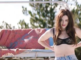 Сара-Меган Алюш-Мэни голая, Адель Вим секси – Родственные души (2018) #12