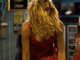 Надир Казелли голая, Джулия Греко секси, Микаэла Рамаццотти секси – Стоя в раю (2012) #17