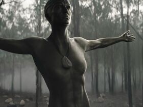 Аманда Коллин голая – Воспитанные волками s01e06-07 (2020) #40