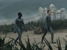 Аманда Коллин голая – Воспитанные волками s01e06-07 (2020) #9