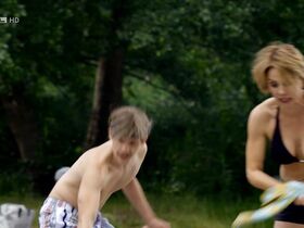 Хриссанти Кавази секси, Гиза Цах секси – Хорошие времена, плохие времена e7092 (2020) #4