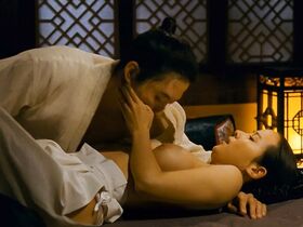 Чо Ё-джон голая, Рю Хён-гён голая – Слуга (2010) #4