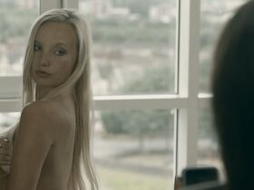 Кристи Филиппс голая – Patrick (2019) #4