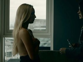 Кристи Филиппс голая – Patrick (2019) #7