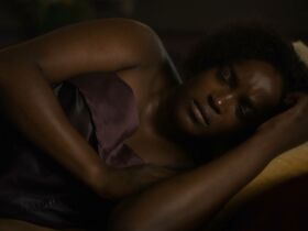 Вунми Мосаку секси, Эбби Ли секси – Страна Лавкрафта s01e05 (2020) #2