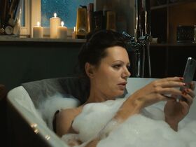 Ивана Хилкова секси, Луция Жачкова секси – Chlap na střídačku (2020) #5