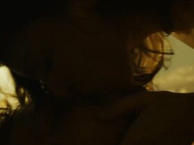 Мария Куликова голая – Игра на выживание s01e09 (2020) #3