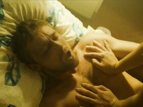 Мария Куликова голая – Игра на выживание s01e09 (2020) #6