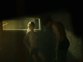 Кристина Поли голая, Юлия Волкова голая, Мария Куликова голая – Игра на выживание s01e06-07 (2020) #5