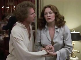Фэй Данауэй секси – Глаза Лоры Марс (1978) #1