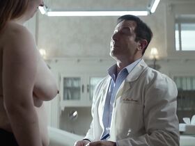 Кира Джонсон голая – Тёмное зеркало (2018) #31