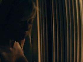 Эмбер Свит голая, Карсен Ригби секси – Stakeout (2019) #3