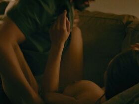 Эмбер Свит голая, Карсен Ригби секси – Stakeout (2019) #7