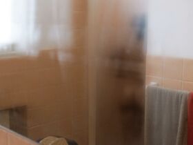 Джордан Кристин Симон голая, Франческа Скорсезе секси, Фэйт Алаби секси – Мы те, кто мы есть s01e03 (2020)