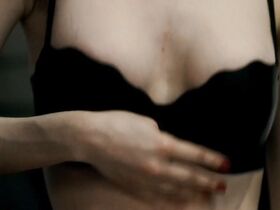 Индиа Айсли секси – Кайт (2014) #12