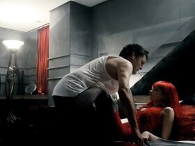 Индиа Айсли секси – Кайт (2014) #6