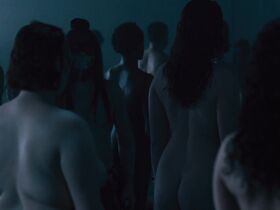 Джулия Джонс голая – Мир Дикого Запада s02e08 (2018) #14