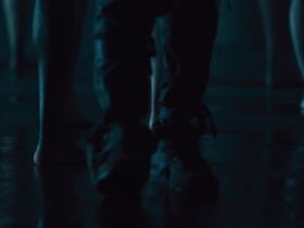 Джулия Джонс голая – Мир Дикого Запада s02e08 (2018) #6