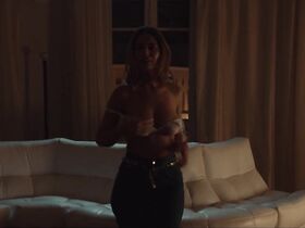 Мари-Анж Каста голая, Сара Серрайокко голая – Беспощадный (2019) #3