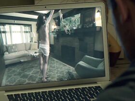 Индиа Айсли секси – Няня (2014)