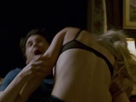 Бизи Филиппс секси – Друг невесты (2008) #7