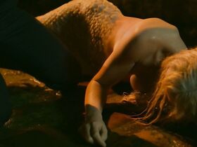 Мэрилин Лима голая – Русалка в Париже (2020) #4