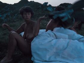 Йоханна Лир голая – Горные огни (1985) #8