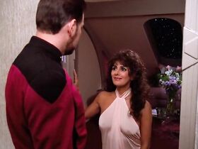 Марина Сиртис секси – Звездный путь: Следующее поколение s06e03 (1992) #3