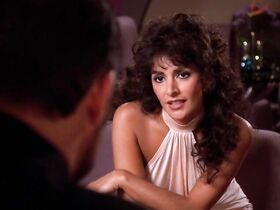 Марина Сиртис секси – Звездный путь: Следующее поколение s06e03 (1992) #5