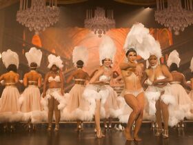 Онжаню Эллис голая, Карра Паттерсон голая – Страна Лавкрафта s01e07 (2020) #12