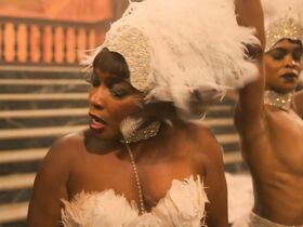 Онжаню Эллис голая, Карра Паттерсон голая – Страна Лавкрафта s01e07 (2020) #14