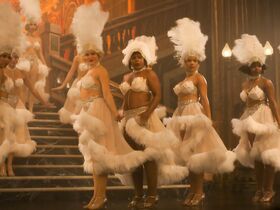 Онжаню Эллис голая, Карра Паттерсон голая – Страна Лавкрафта s01e07 (2020) #6