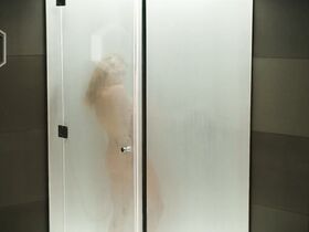 Анна Брюстер голая, Габриэль Касси голая – Литий Икс (2020) #5