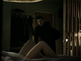 София Хелин голая – Мост s03e04 (2011) #5