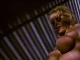 Энн Мари голая – Долина блаженства (1979) #1