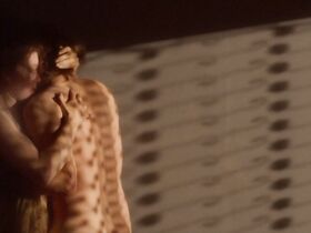 Элиз Шаап голая – Прощание с луной (2014) #6