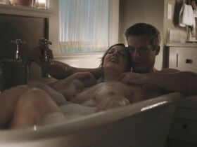 Джуди Грир голая – Шучу s01e05 (2018) #2